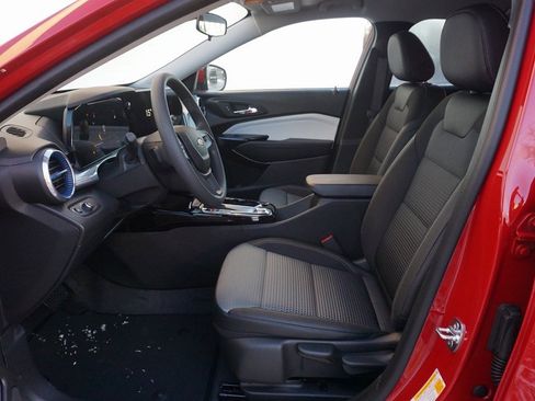 New 2026 Chevrolet Trax LT image 10