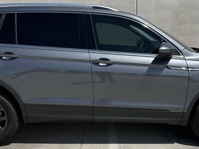 Certified 2024 Volkswagen Tiguan SE