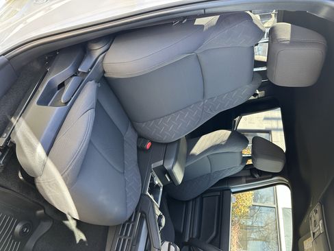 Used 2024 Toyota Tacoma SR5 image 23