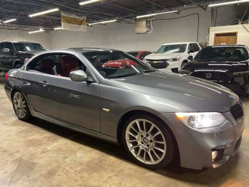 Used 2013 BMW 328i Convertible RWD image 2