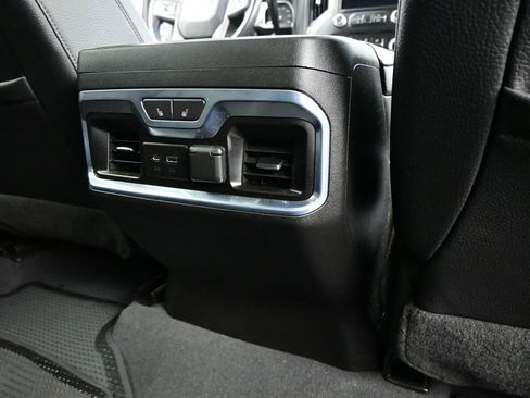 Used 2022 GMC Sierra 2500 Denali w/ Denali Ultimate Package image 39