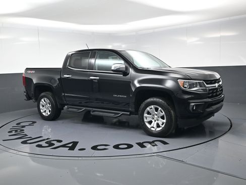 Certified 2022 Chevrolet Colorado LT w/ LPO, Tonneau and Step Package image 2