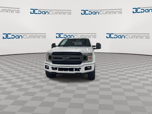 Used 2018 Ford F150 XLT w/ Equipment Group 302A Luxury AWD/4WD image 3