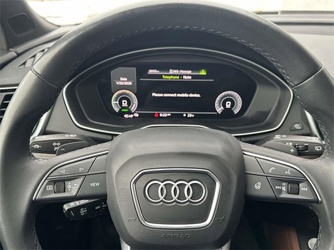 Used 2021 Audi Q5 e Premium Plus w/ Premium Plus Package image 24