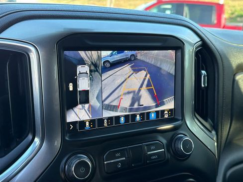 Used 2020 Chevrolet Silverado 2500 LTZ w/ LTZ Premium Package image 16