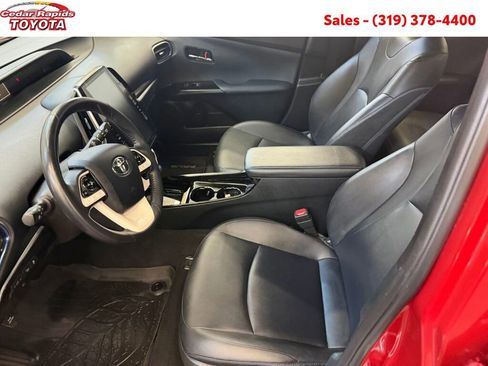 Certified 2018 Toyota Prius Four Touring image 7