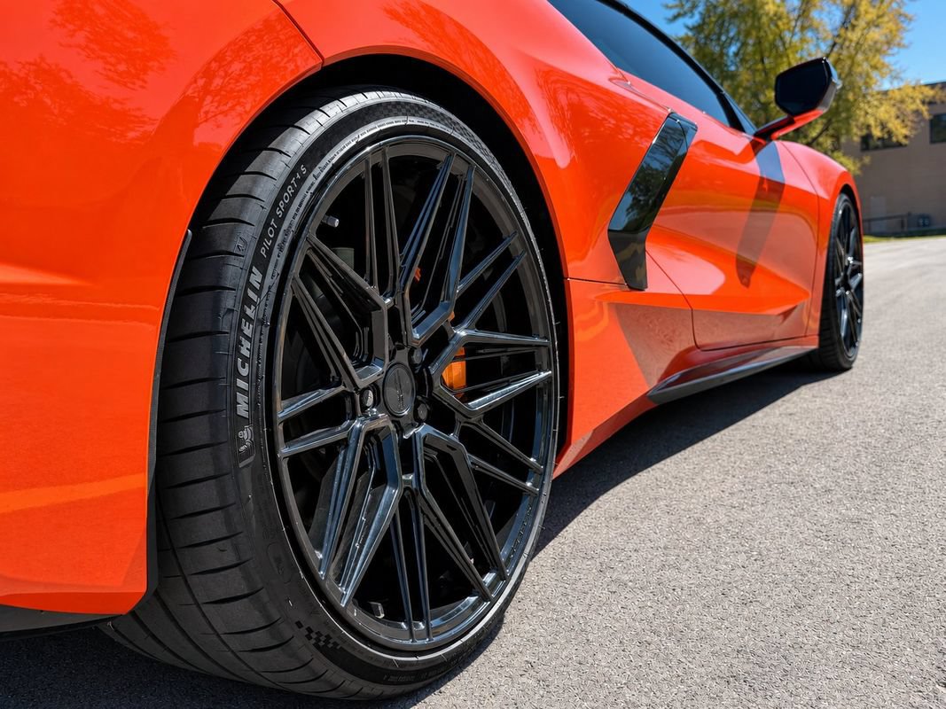 Used 2021 Chevrolet Corvette Stingray Premium Cpe w/ Z51 Performance Package RWD image 8