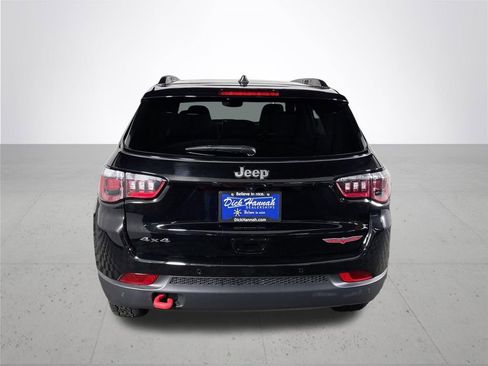 New 2026 Jeep Compass Trailhawk w/ Sun, Sound & Navigation Group image 7