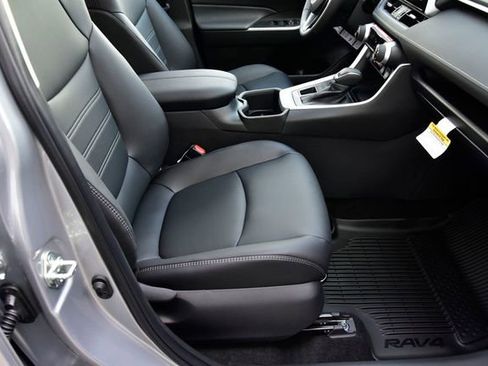 New 2025 Toyota RAV4 XLE Premium image 9