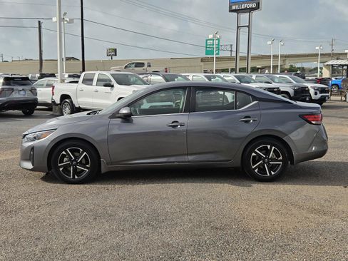 Used 2024 Nissan Sentra SV w/ All-Weather Package FWD image 2
