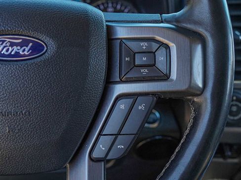 Used 2019 Ford Expedition Max Platinum image 14