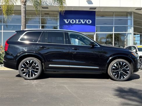 New 2026 Volvo XC90 T8 Plus image 6