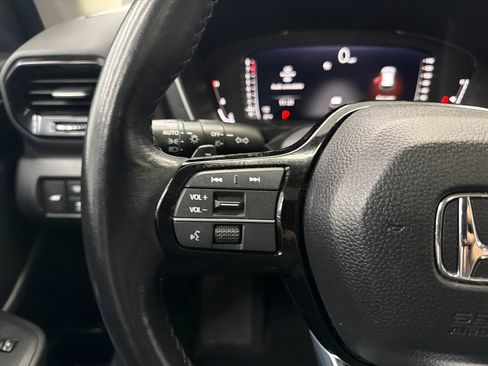 Used 2024 Honda Pilot Elite image 28