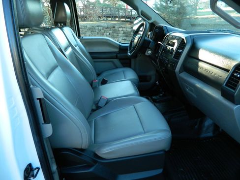 Used 2017 Ford F250 XL w/ Power Equipment Group image 14