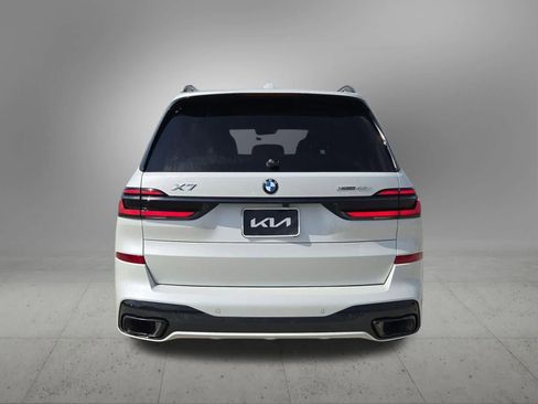 Used 2024 BMW X7 xDrive40i w/ M Sport Package AWD/4WD image 5