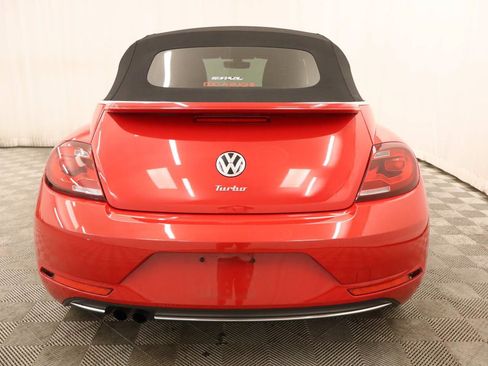 Used 2019 Volkswagen Beetle 2.0T SE FWD image 5