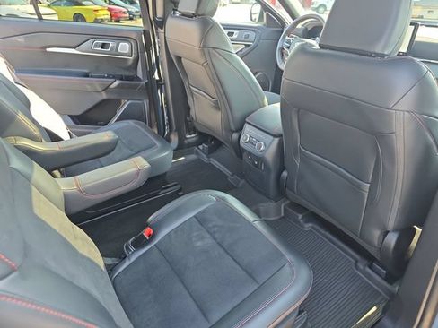 Used 2025 Ford Explorer ST w/ Sun And Sound Package AWD/4WD image 12