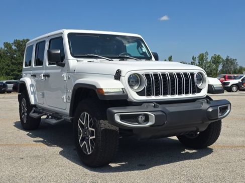 Used 2024 Jeep Wrangler Unlimited Sahara w/ Technology Group AWD/4WD image 7