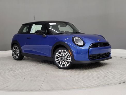 New 2026 MINI Cooper 2-Door Hardtop image 26