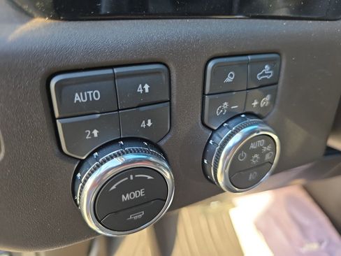 New 2026 GMC Sierra 1500 SLT w/ SLT Premium Plus Package image 20