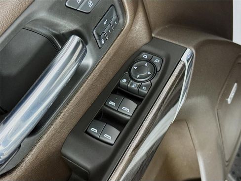 Certified 2021 Chevrolet Silverado 2500 LTZ w/ LTZ Premium Package RWD image 19