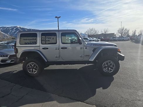 Used 2020 Jeep Wrangler Unlimited Rubicon w/ Steel Bumper Group image 4
