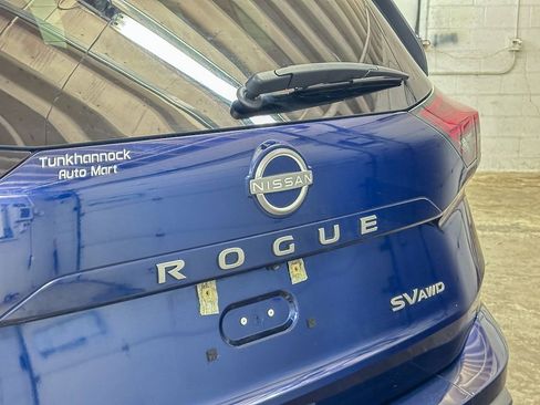 Used 2024 Nissan Rogue SV image 16