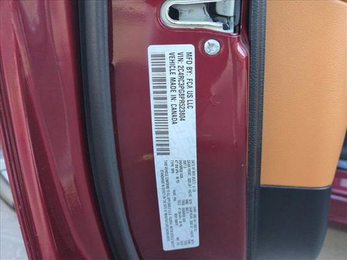 Used 2023 Chrysler Pacifica Pinnacle AWD/4WD image 25