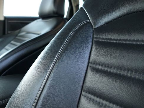 Used 2024 Ford Edge SEL image 14