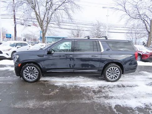 Used 2023 GMC Yukon XL Denali Ultimate w/ LPO, Floor Liner Package image 3