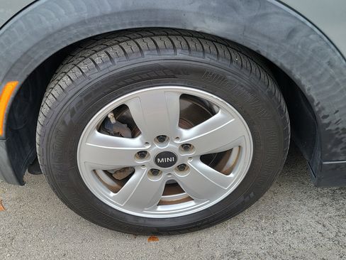 Used 2019 MINI Cooper 2-Door Hardtop w/ Signature Upholstery Package image 5