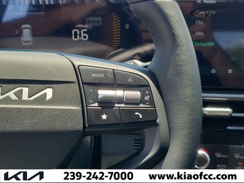 New 2026 Kia Sportage EX w/ EX Panorama Roof Package FWD image 25