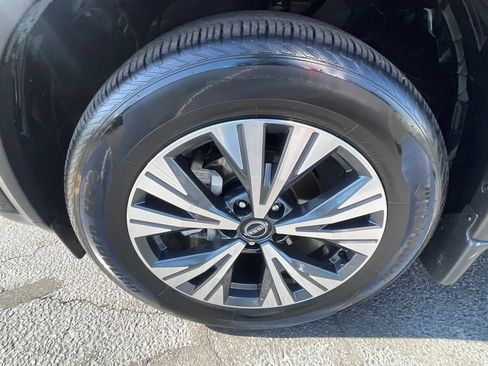 Certified 2023 Nissan Rogue SV w/ SV Premium B Package AWD/4WD image 27