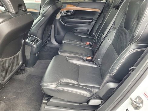 Used 2019 Volvo XC90 T6 Inscription w/ Advanced Package image 18