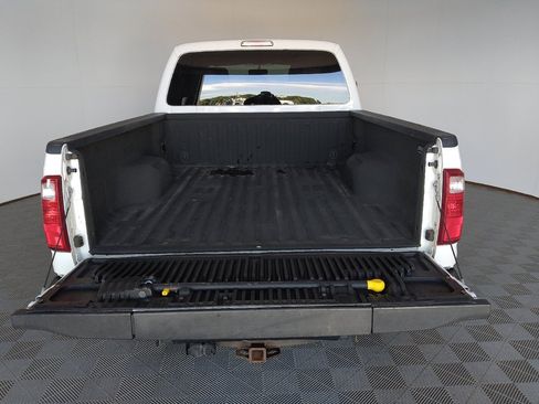 Used 2015 Ford F250 XLT w/ XLT Value Package AWD/4WD image 29