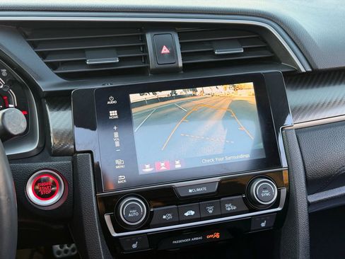 Used 2018 Honda Civic Si image 8