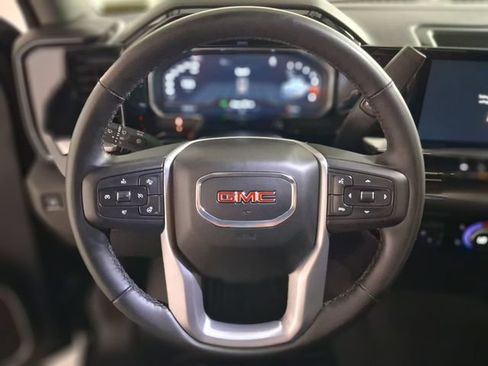 Certified 2025 GMC Sierra 1500 Elevation AWD/4WD image 17