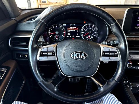 Used 2021 Kia Telluride SX w/ SX Prestige Package image 18