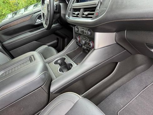 Used 2023 Chevrolet Suburban Premier RWD image 41