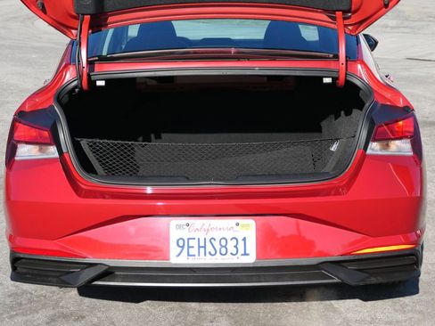 Certified 2023 Hyundai Elantra SEL image 21