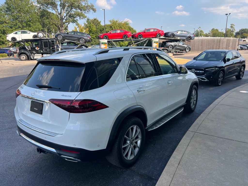 Used 2025 Mercedes-Benz GLE 450e 4MATIC w/ Driver Assistance Package image 3