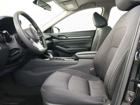 Used 2021 Nissan Altima 2.5 SV image 12