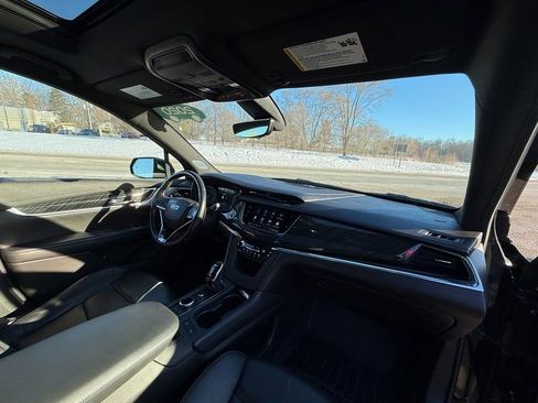 Certified 2020 Cadillac XT6 Premium Luxury image 32