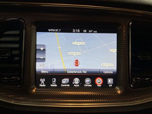 Used 2015 Dodge Challenger SRT Hellcat image 9