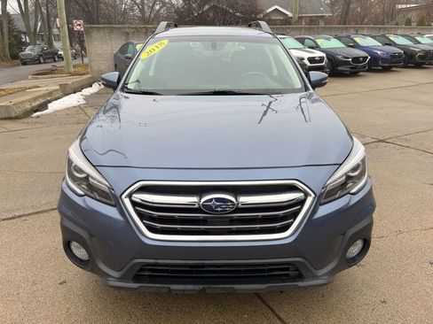 Used 2018 Subaru Outback 2.5i Limited image 2