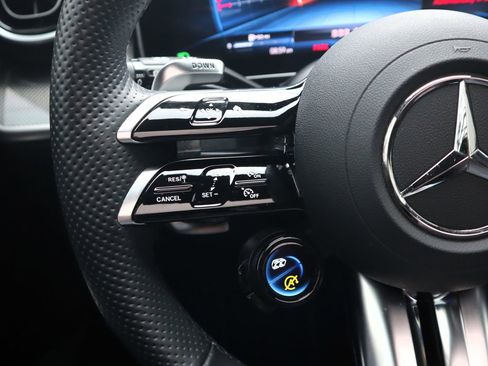 Certified 2024 Mercedes-Benz GLC 43 AMG 4MATIC image 21