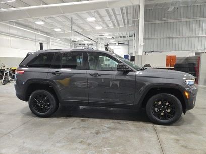 New 2025 Jeep Grand Cherokee Altitude