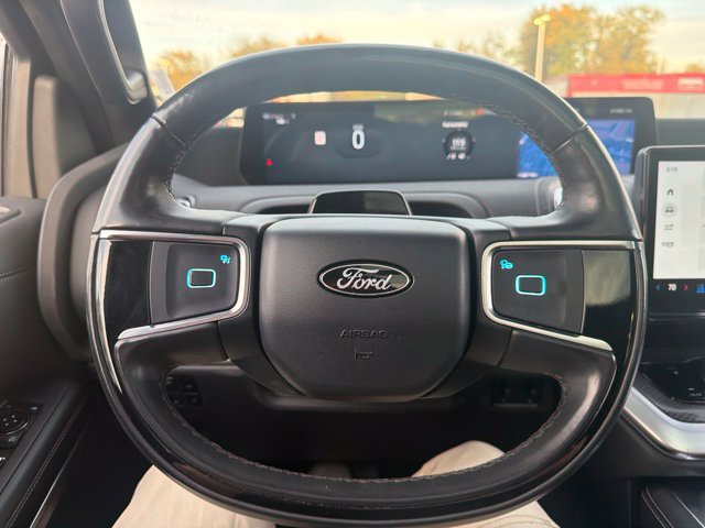 Used 2025 Ford Expedition Platinum w/ Stealth Performance Package AWD/4WD image 60