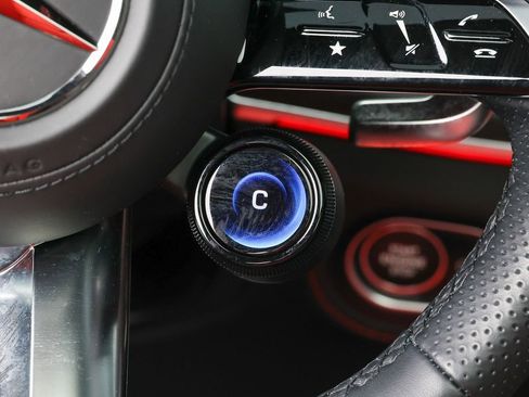 Used 2026 Mercedes-Benz GLE 53 AMG 4MATIC image 11