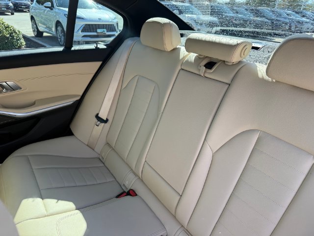 Used 2020 BMW 330i Sedan w/ Premium Package RWD image 26